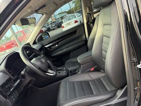 Used 2025 Honda CR-V EX-L image 12