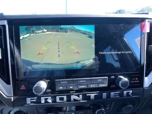 New 2025 Nissan Frontier SV w/ SV Convenience Package image 21