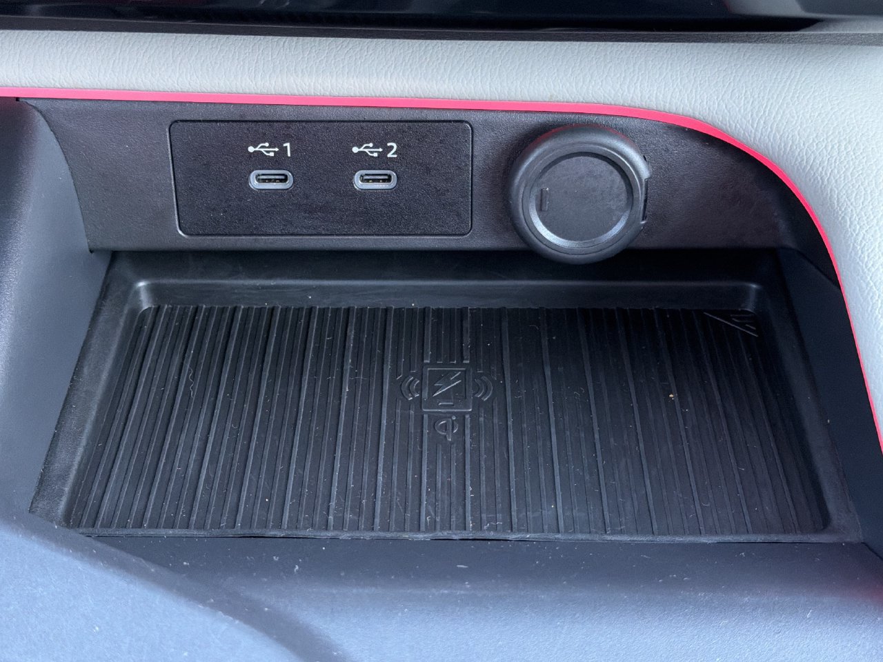 Certified 2026 Nissan Sentra SL w/ Floor Mat Package FWD image 6