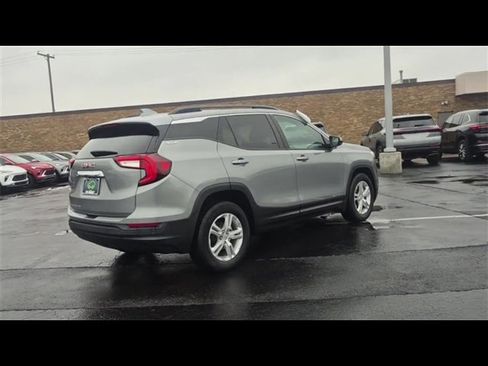 Certified 2023 GMC Terrain SLE w/ Driver Convenience Package image 8