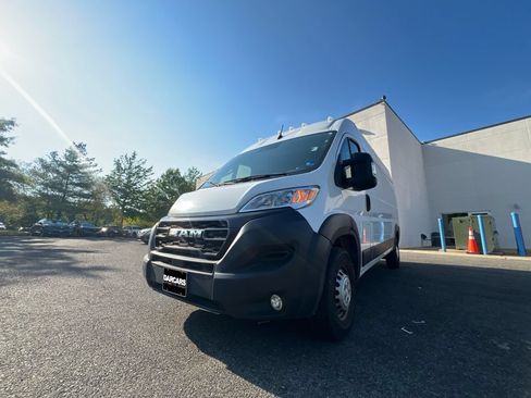 Used 2025 RAM ProMaster 2500 w/ Convenience Group FWD image 32