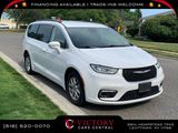 Used 2022 Chrysler Pacifica Touring-L image 3