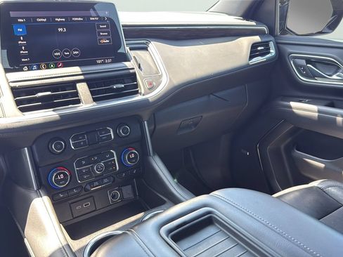 Used 2021 Chevrolet Tahoe LT w/ Rear Media and Nav Package AWD/4WD image 18
