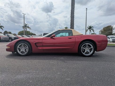 Used 2002 Chevrolet Corvette Convertible w/ Preferred Equipment Group2 image 7