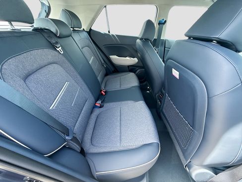 New 2026 Hyundai Venue SEL FWD image 19