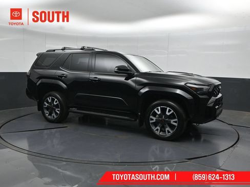 Used 2025 Toyota 4Runner TRD Sport Premium AWD/4WD image 1