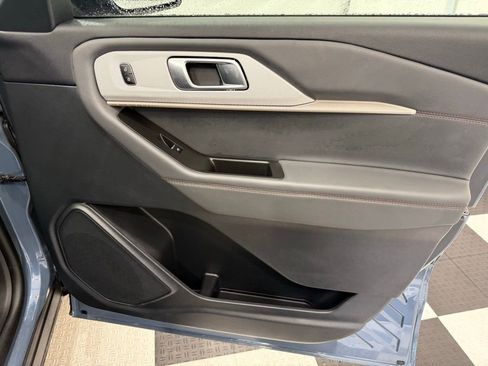 Certified 2025 Ford Explorer Active image 23