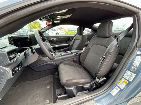 Used 2024 Ford Mustang Coupe RWD image 25