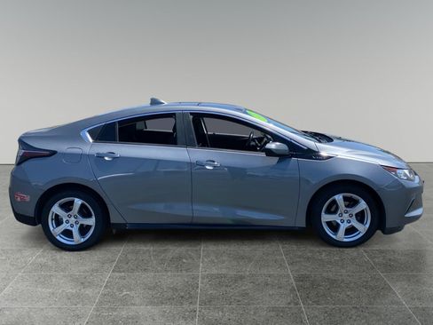 Used 2018 Chevrolet Volt LT w/ Comfort Package FWD image 6