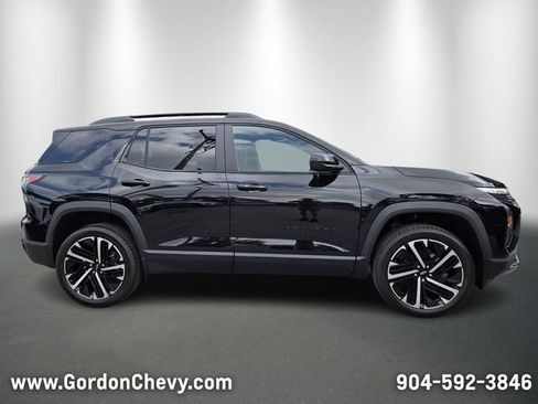 New 2026 Chevrolet Equinox RS w/ Convenience Package III FWD image 8