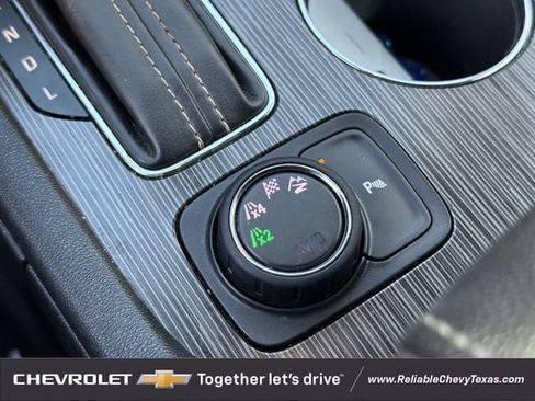 Used 2017 GMC Acadia SLT w/ LPO, Black Accent Package AWD/4WD image 19