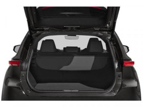 Used 2022 Toyota Venza XLE image 11