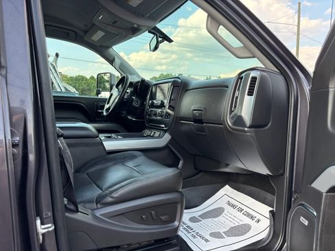 Used 2015 Chevrolet Silverado 2500 LTZ w/ Duramax Plus Package AWD/4WD image 29
