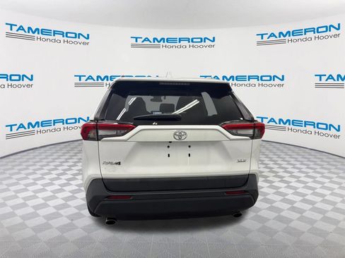 Used 2023 Toyota RAV4 XLE w/ Convenience Package FWD image 4