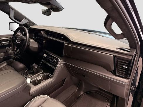 Certified 2024 GMC Sierra 1500 AT4X image 27