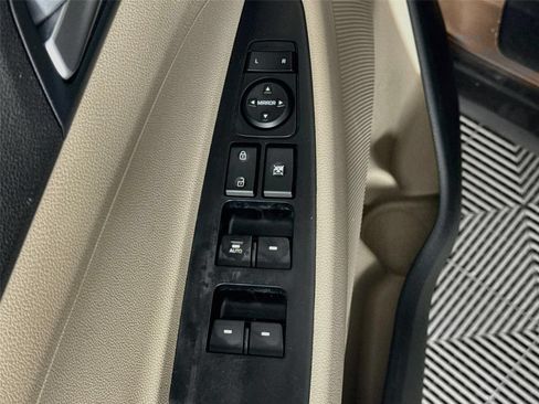 Used 2016 Hyundai Tucson Sport FWD image 18