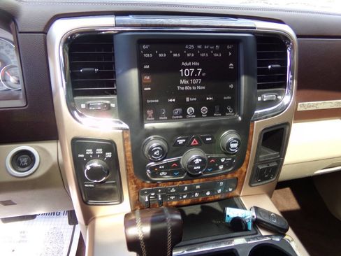 Used 2013 RAM 1500 Laramie Longhorn w/ Convenience Group AWD/4WD image 23