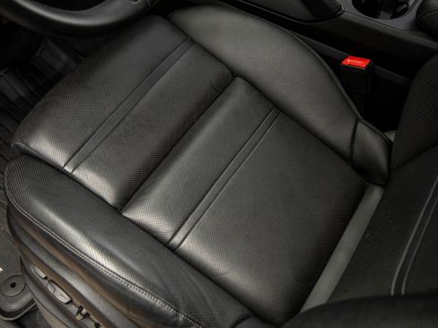 Certified 2024 Porsche Cayenne Coupe AWD/4WD image 22
