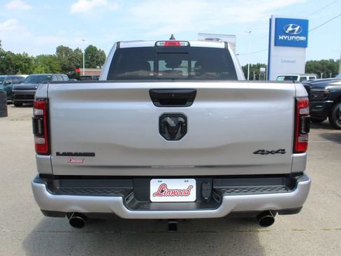 Used 2024 RAM 1500 Laramie AWD/4WD image 5