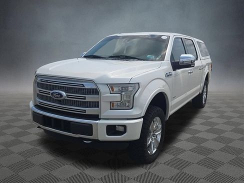Used 2015 Ford F150 Platinum w/ Equipment Group 701A Luxury AWD/4WD image 3