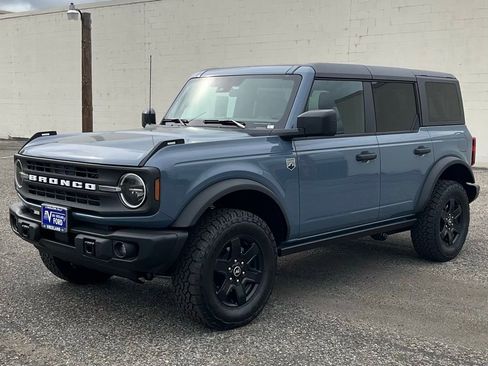 New 2025 Ford Bronco Big Bend w/ Black Diamond Package image 2