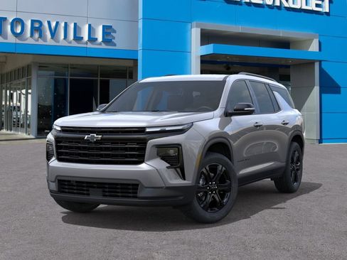 New 2027 Chevrolet Traverse LT w/ Midnight/Sport Edition FWD image 6