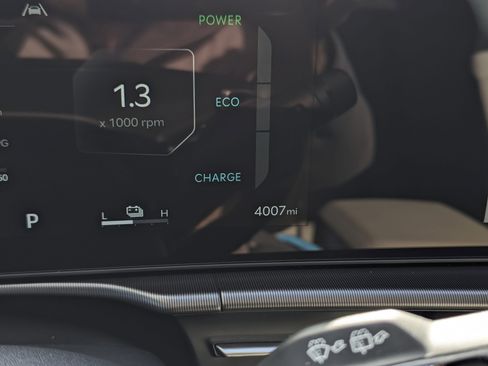 Used 2026 Kia Sportage SX Prestige image 14