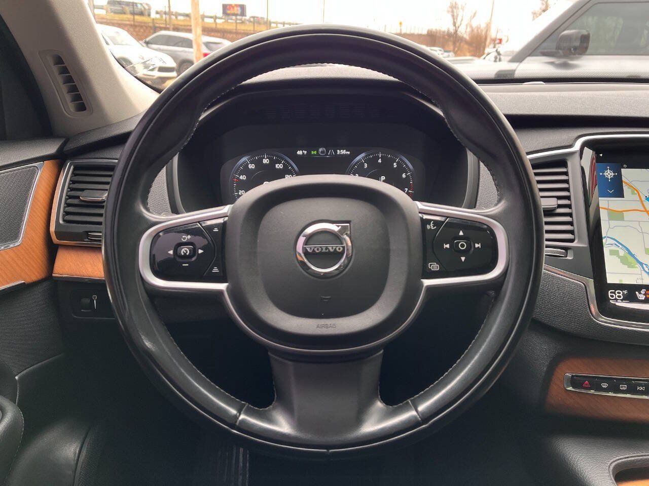 Used 2022 Volvo XC90 T6 Momentum w/ Climate Package AWD/4WD image 15