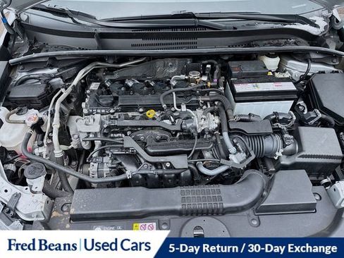 Used 2022 Toyota Corolla SE w/ SE Premium Package image 23