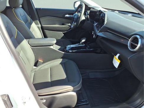 New 2026 Chevrolet Trax ACTIV image 19