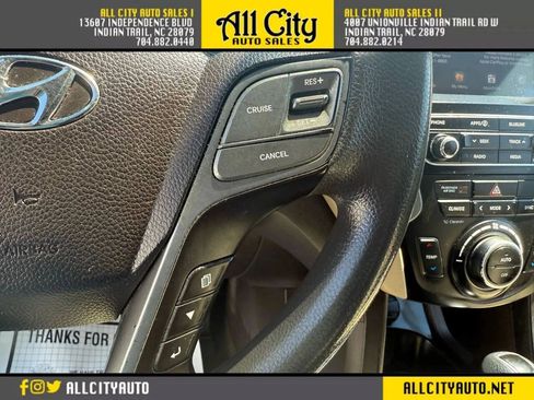 Used 2018 Hyundai Santa Fe Sport w/ 2.4L Value Package 02 FWD image 19