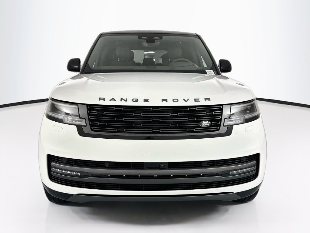 New 2027 Land Rover Range Rover Long Wheelbase SE AWD/4WD image 2