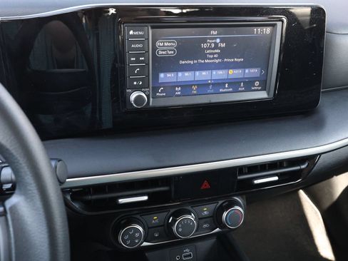 Used 2025 Nissan Kicks S FWD image 19