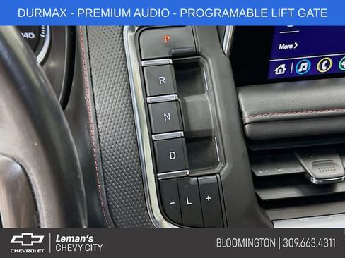 Used 2021 Chevrolet Suburban RST AWD/4WD image 18