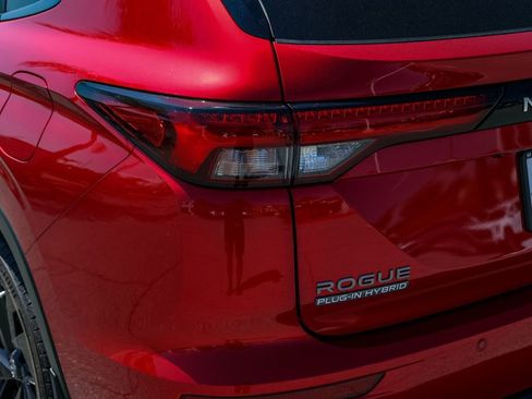 New 2026 Nissan Rogue SL image 7