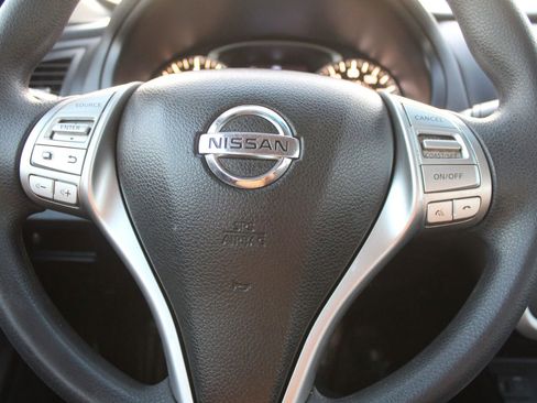 Used 2016 Nissan Altima 2.5 S image 13