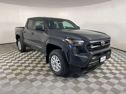 New 2026 Toyota Tacoma SR5 AWD/4WD image 10
