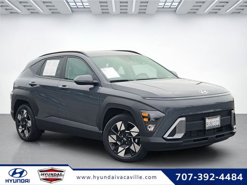 Certified 2025 Hyundai Kona SEL image 1