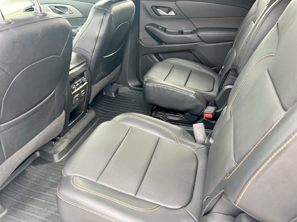 Used 2019 Chevrolet Traverse LT w/ LT Premium Package AWD/4WD image 42