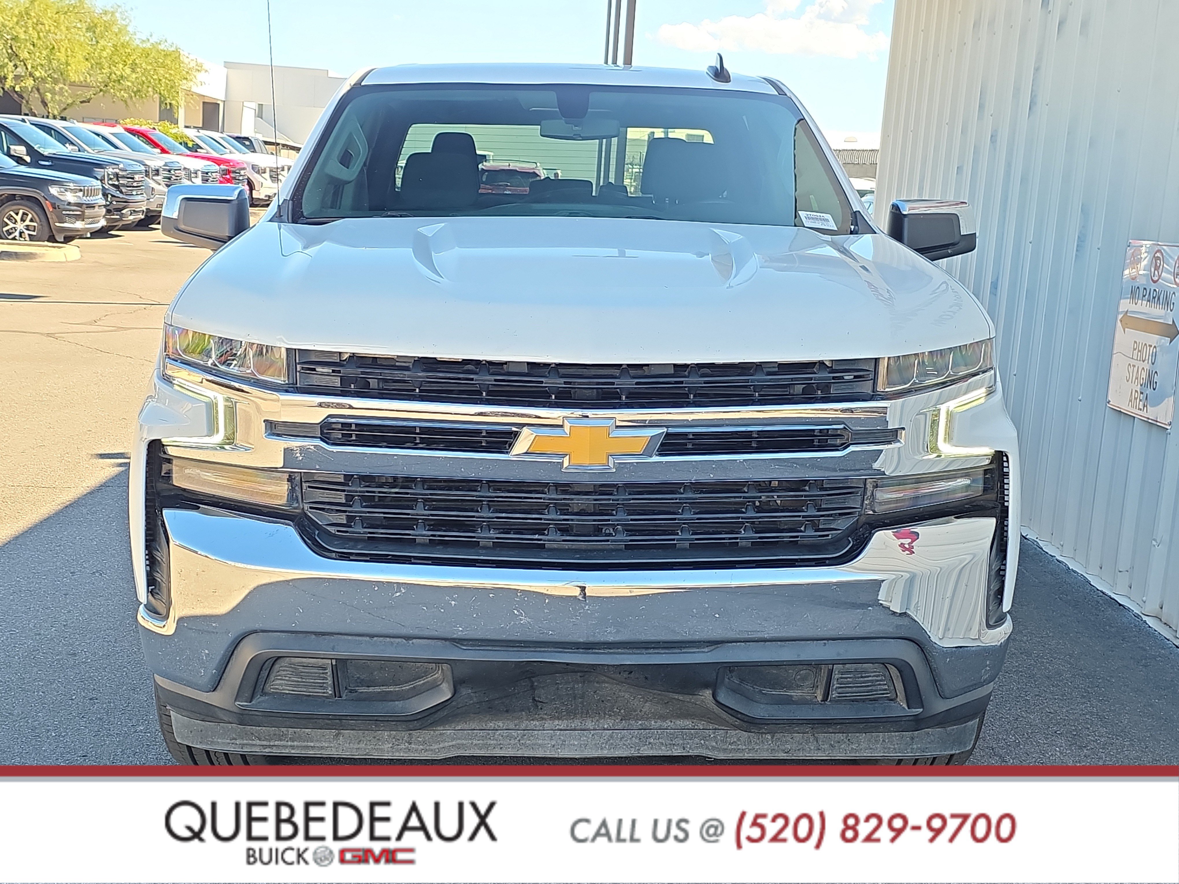 Used 2021 Chevrolet Silverado 1500 LT RWD image 2