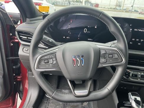 Certified 2024 Buick Envista Sport Touring image 13