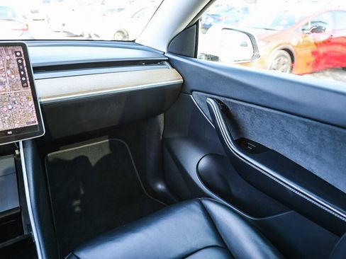 Used 2020 Tesla Model Y Long Range AWD/4WD image 5