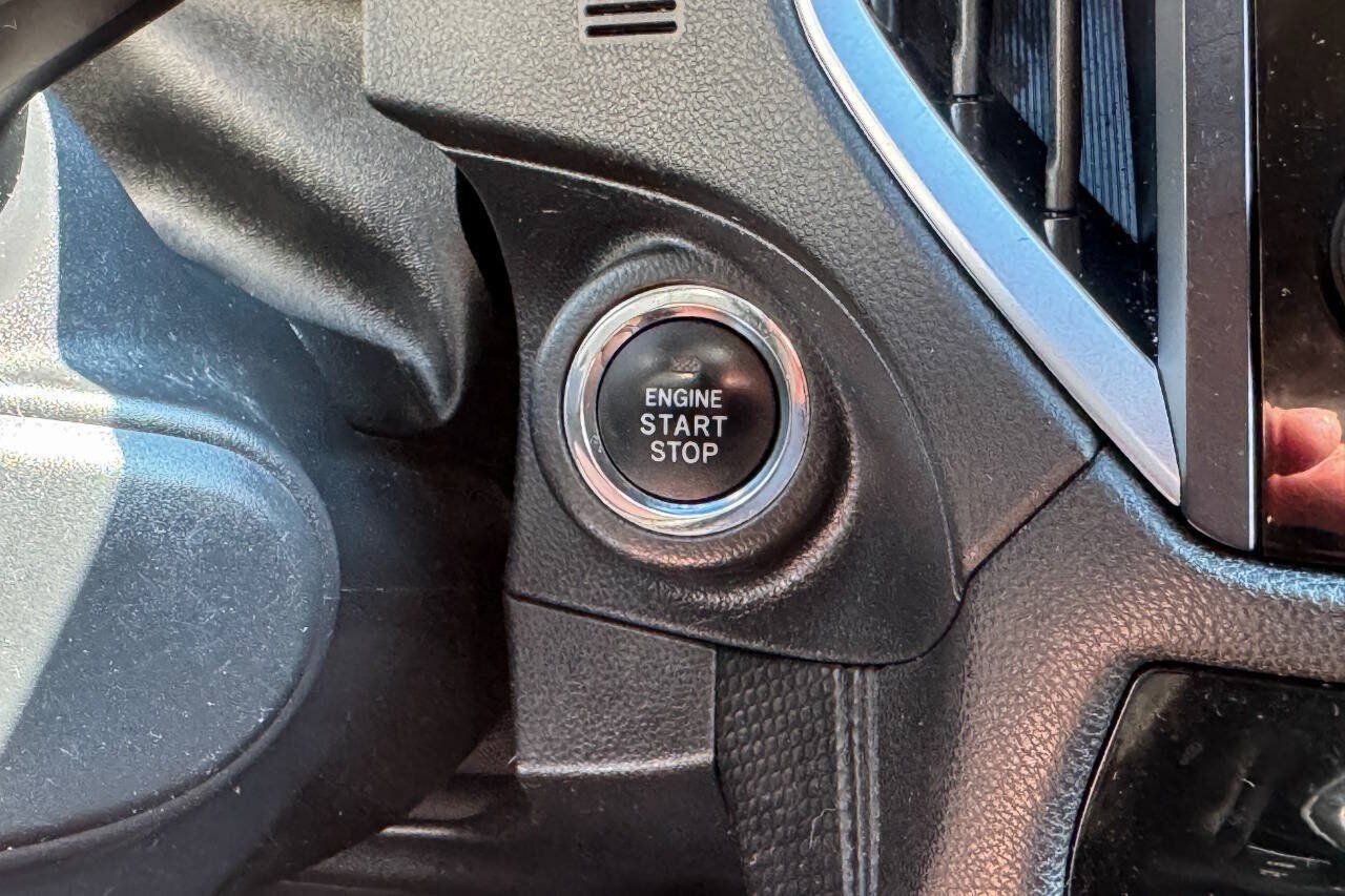 Used 2019 Subaru Forester Premium AWD/4WD image 29