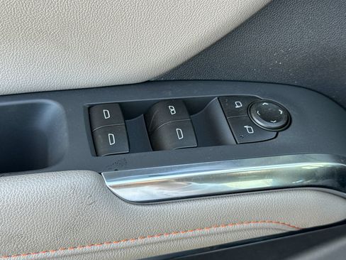 New 2026 Chevrolet Traverse LT FWD image 11