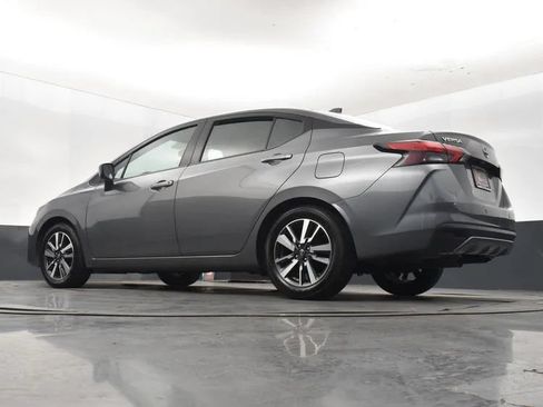 Used 2025 Nissan Versa SV FWD image 12