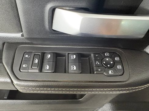 Used 2025 RAM 2500 Big Horn AWD/4WD image 19