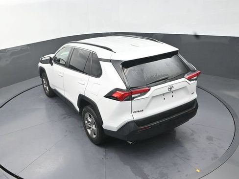 Used 2024 Toyota RAV4 XLE FWD image 27