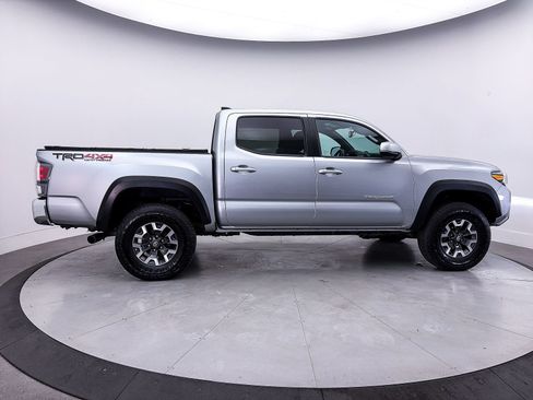 Used 2023 Toyota Tacoma TRD Off-Road AWD/4WD image 38