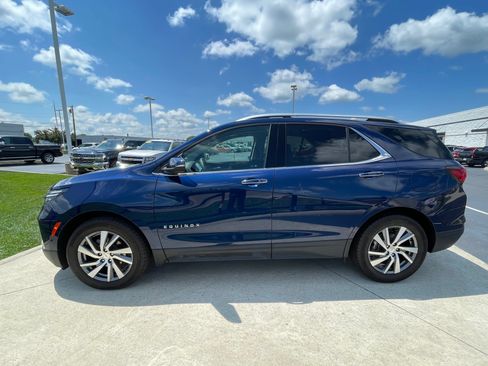 Used 2023 Chevrolet Equinox Premier FWD image 4