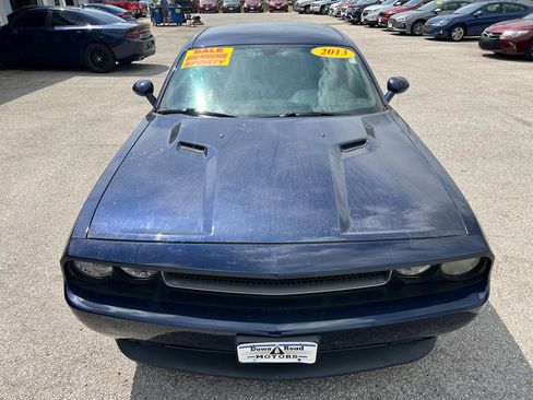 Used 2013 Dodge Challenger SXT Plus image 4